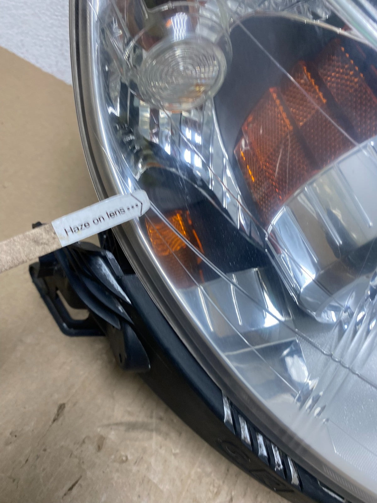 2008 - 2014 Subaru Tribeca Right Passenger Side Halogen Headlight AE7070 DW4