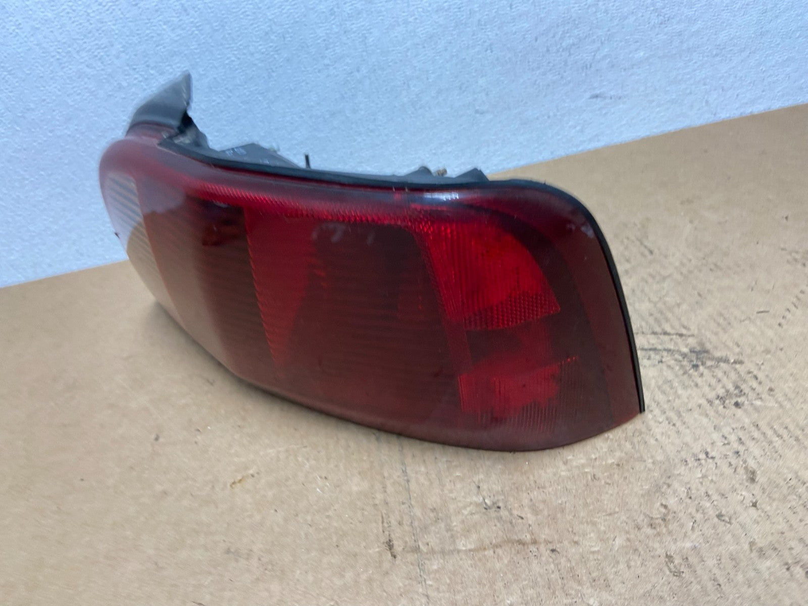 2002 to 2003 Mitsubishi Galant Right Passenger RH Side Tail Light Oem AC3034 DW1