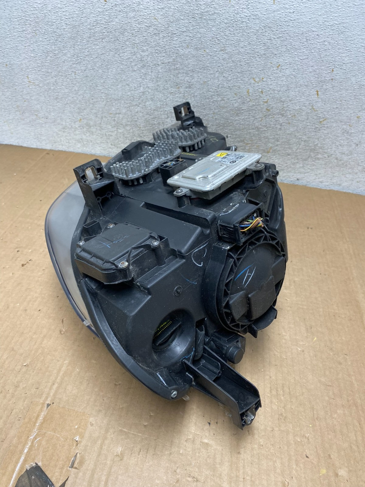 2011 to 2013 BMW X5 Right Passenger RH Side Headlight Xenon HID AI8947 DW7
