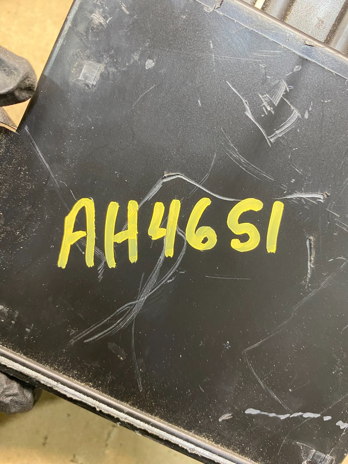 2009-2012 GMC Acadia Power Motor Liftgate Tailgate Control Module AH4651 DG5