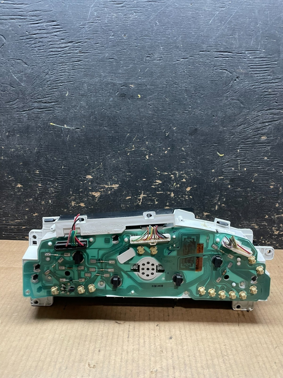 2001-2002 Ford Econoline E250 E350 Van Speedometer Instrument Cluster aa9271 DG6