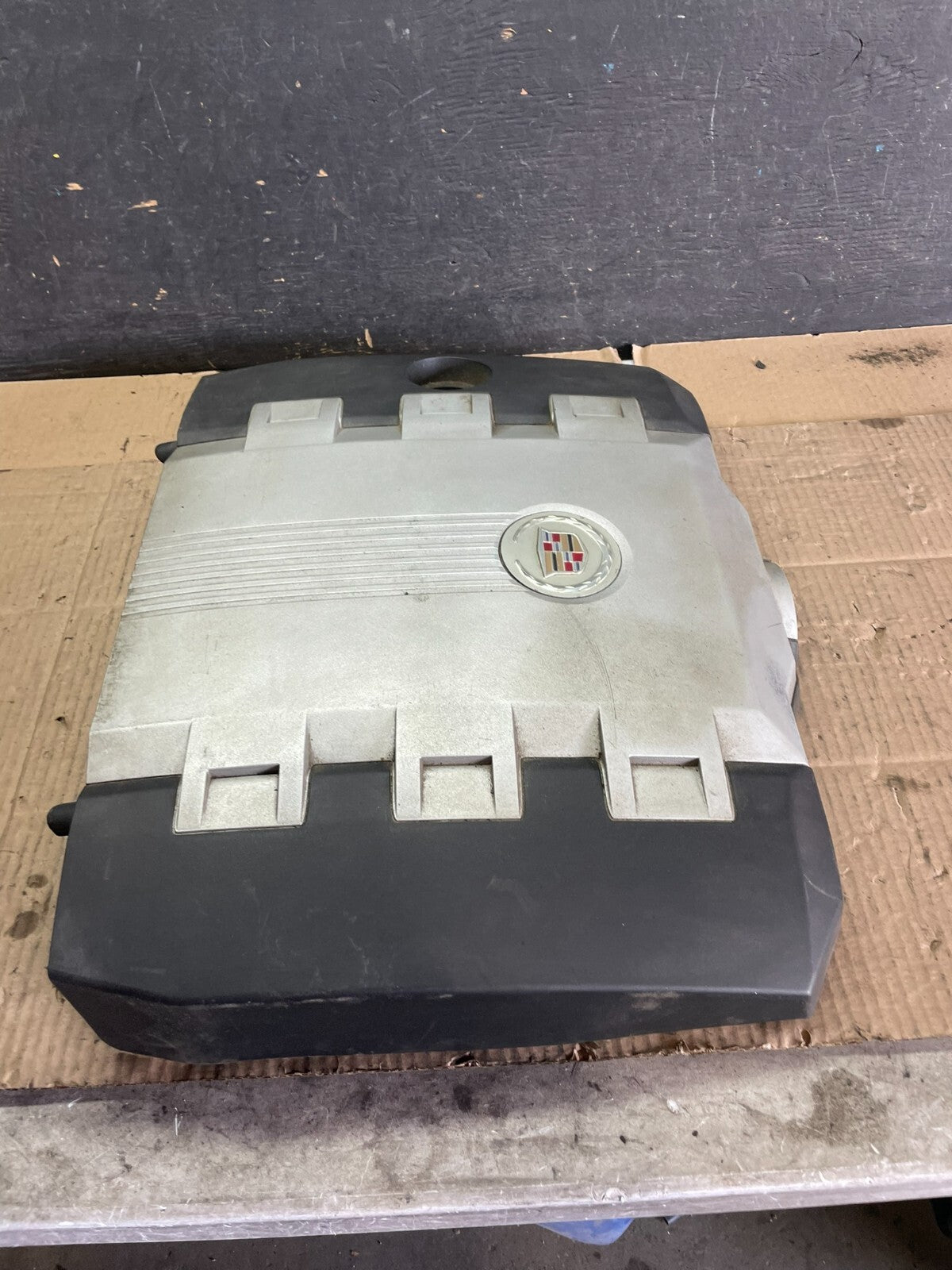 2008 to 2012 Cadillac CTS 3.6L Plastic Engine Cover Shield M2661 PS2