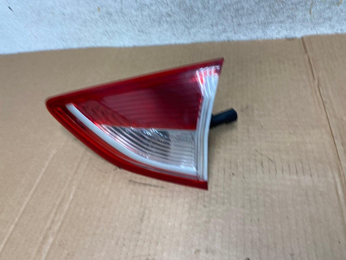 2013 to 2016 Ford Escape Right Passenger RH Side Inner Tail Light AI3774 LK1