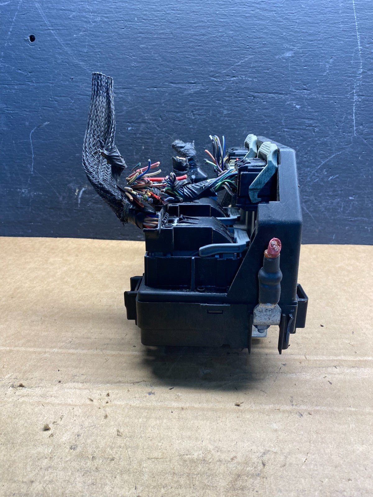 2011 Liberty Nitro TIPM Power Integrated Fuse Box Module AD7370 DG3