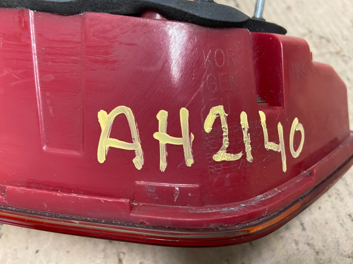 2016 to 2020 Kia Optima Right Passenger RH Inner LED Tail Light AH2140 DG6