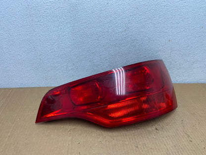 2007 2008 2009 Audi Q7 Right Passenger Rh Side Tail Light AD0930 LK2