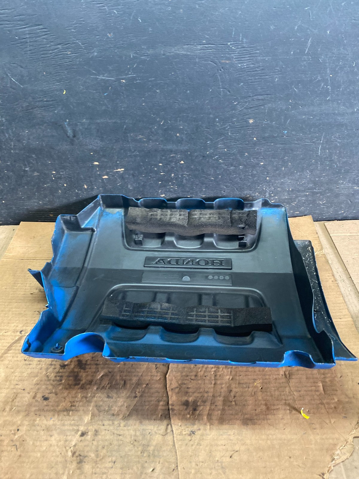2005 to 2007 Honda Odyssey Black Engine Cover OEM Q8512 DG4