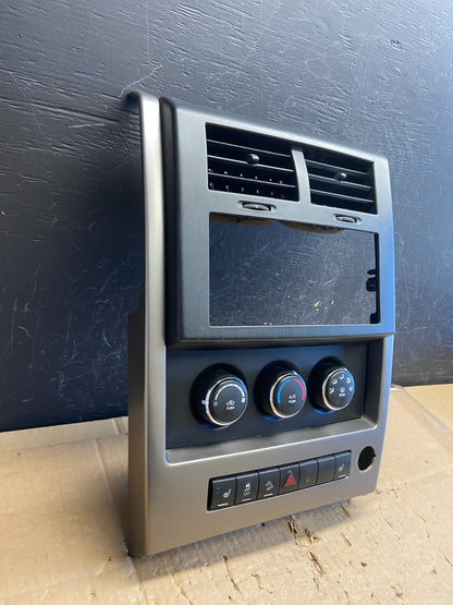 2008 to 2012 Jeep Liberty Dash Climate Temperature Control Radio Bezel AD6843 DG2