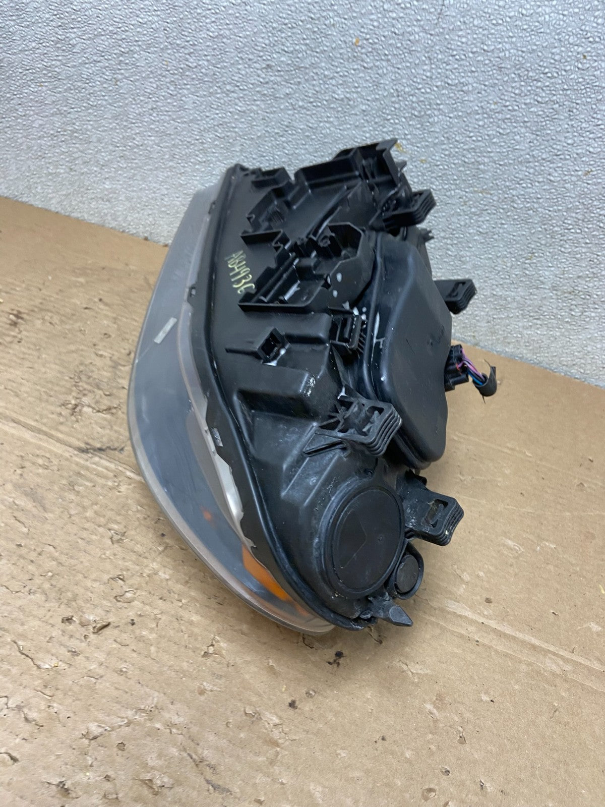 2008 to 2013 Volvo XC70 V70 S80 Right Passenger Side Halogen Headlight AB4936 DW6