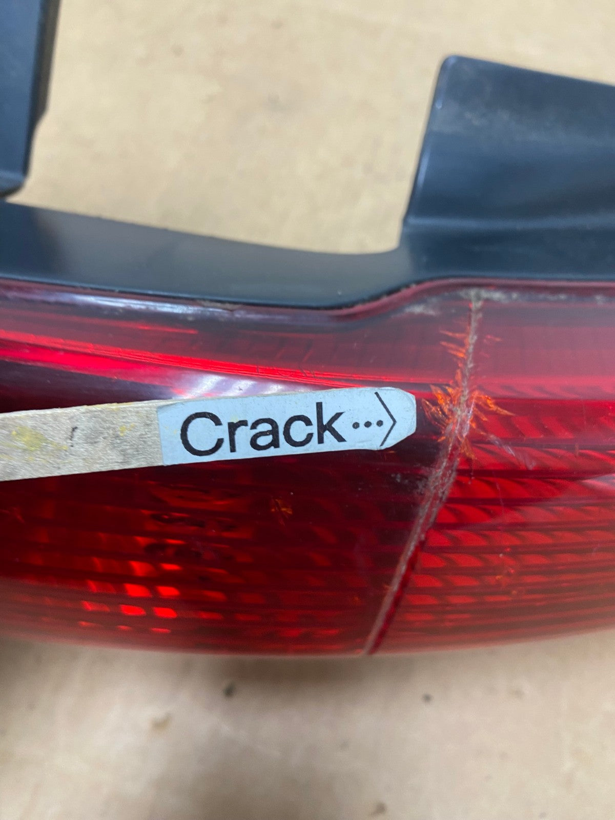 2002 - 2004 Honda Crv Cr-v Right Passenger Rh Side Tail Light AD4536 LK5