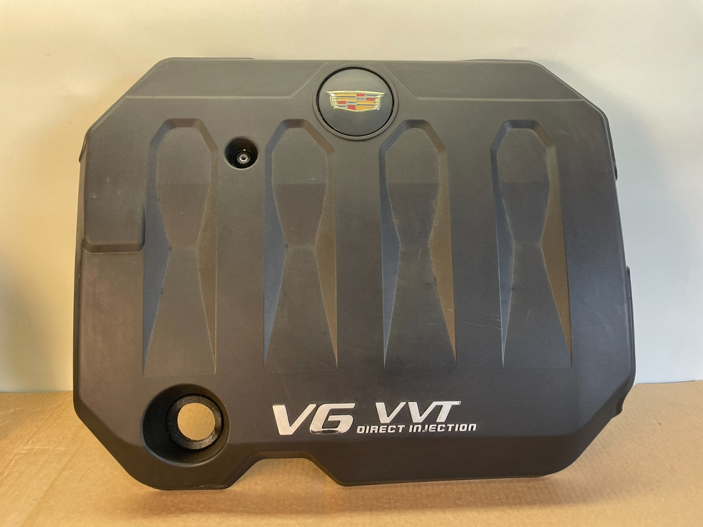 2016 to 2019 Cadillac XTS 3.6L Plastic Engine Cover Shield AG3060 DG0