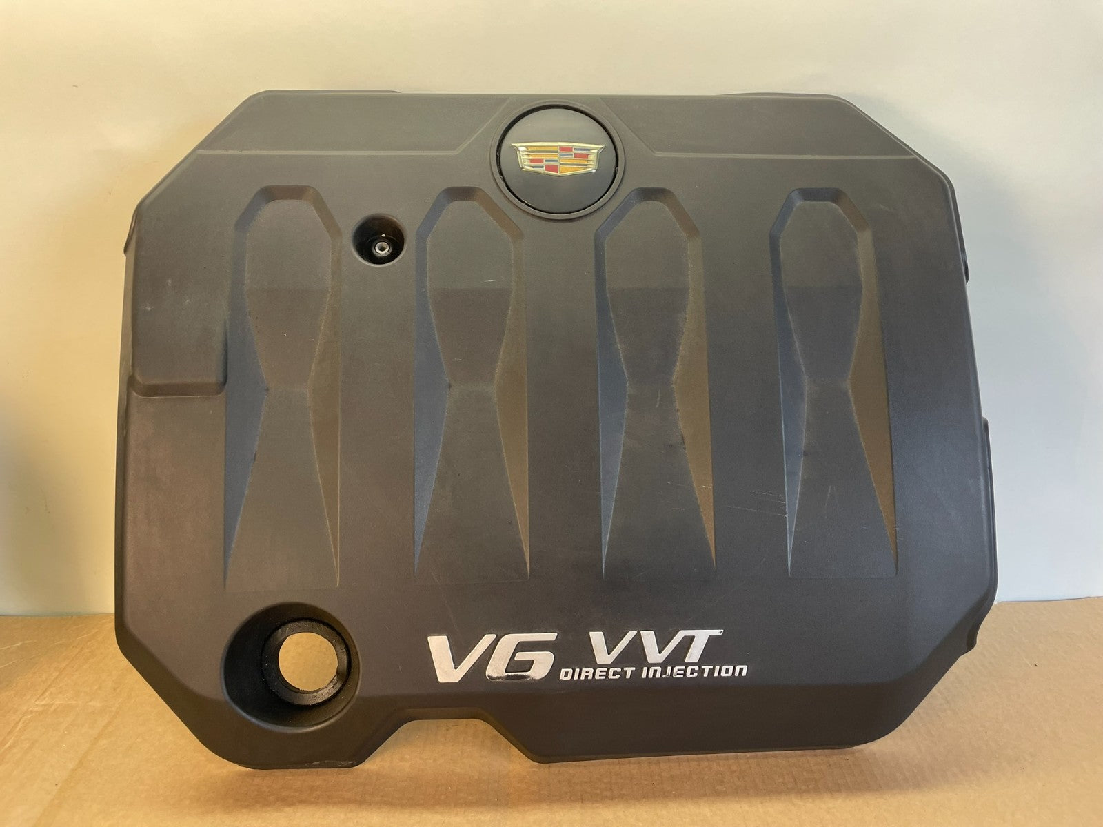 2016 to 2019 Cadillac XTS 3.6L Plastic Engine Cover Shield AG3060 DG0