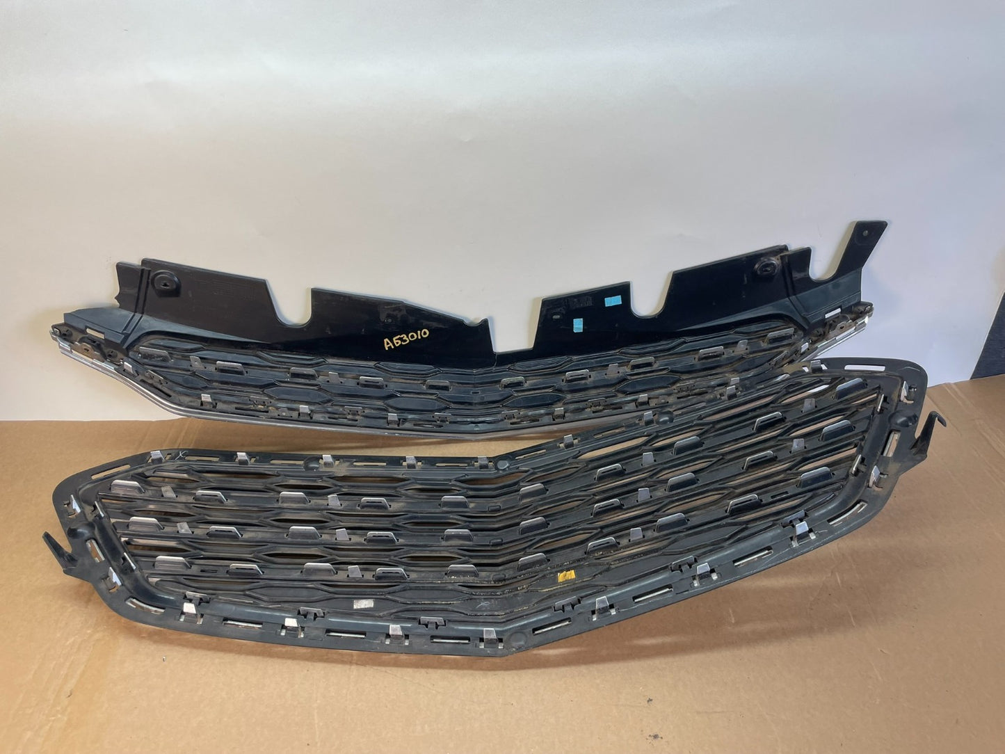 2016-2017 Chevrolet Equinox Front Upper Lower Grille Bumper Grill Set AG3010 DG4
