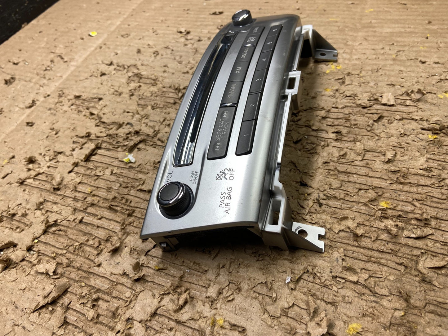 2013 2015 Infiniti JX35 Dashboard Center Radio AM/FM CD Player w0061 DG2