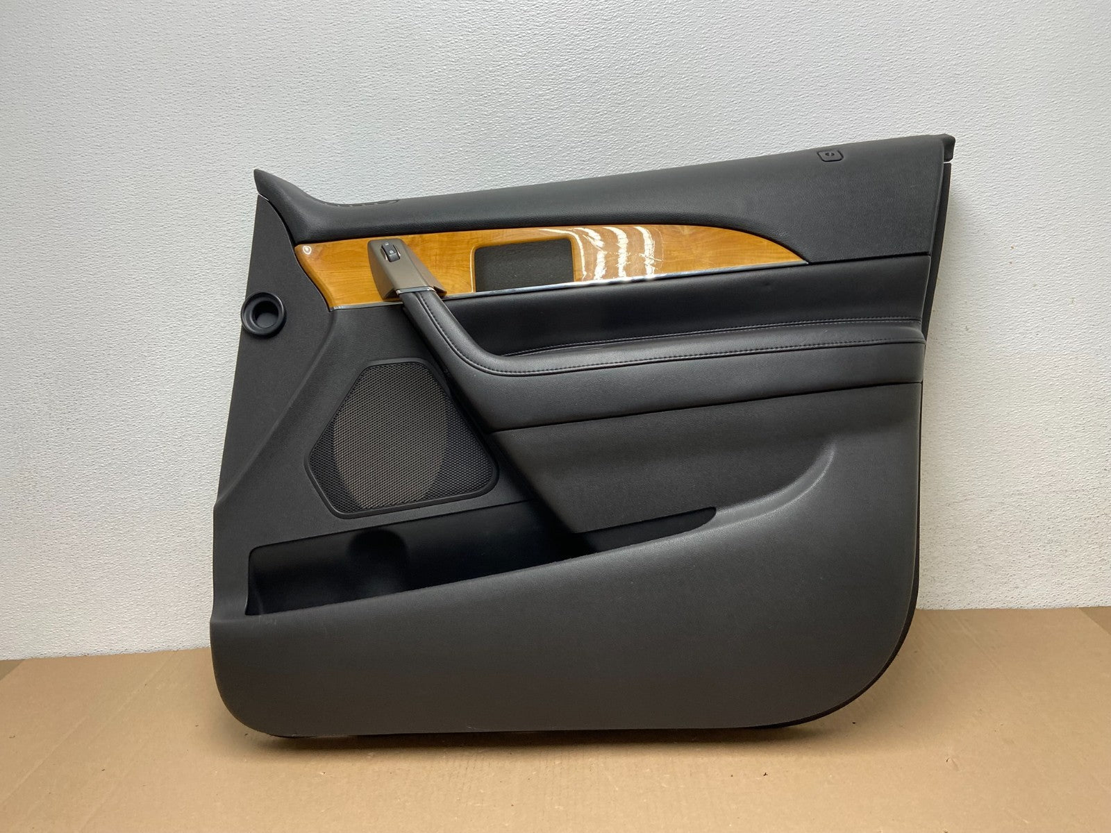 2011-2015 Lincoln MKX Front Right Passenger Side Panel Door Trim AF3020 DW0