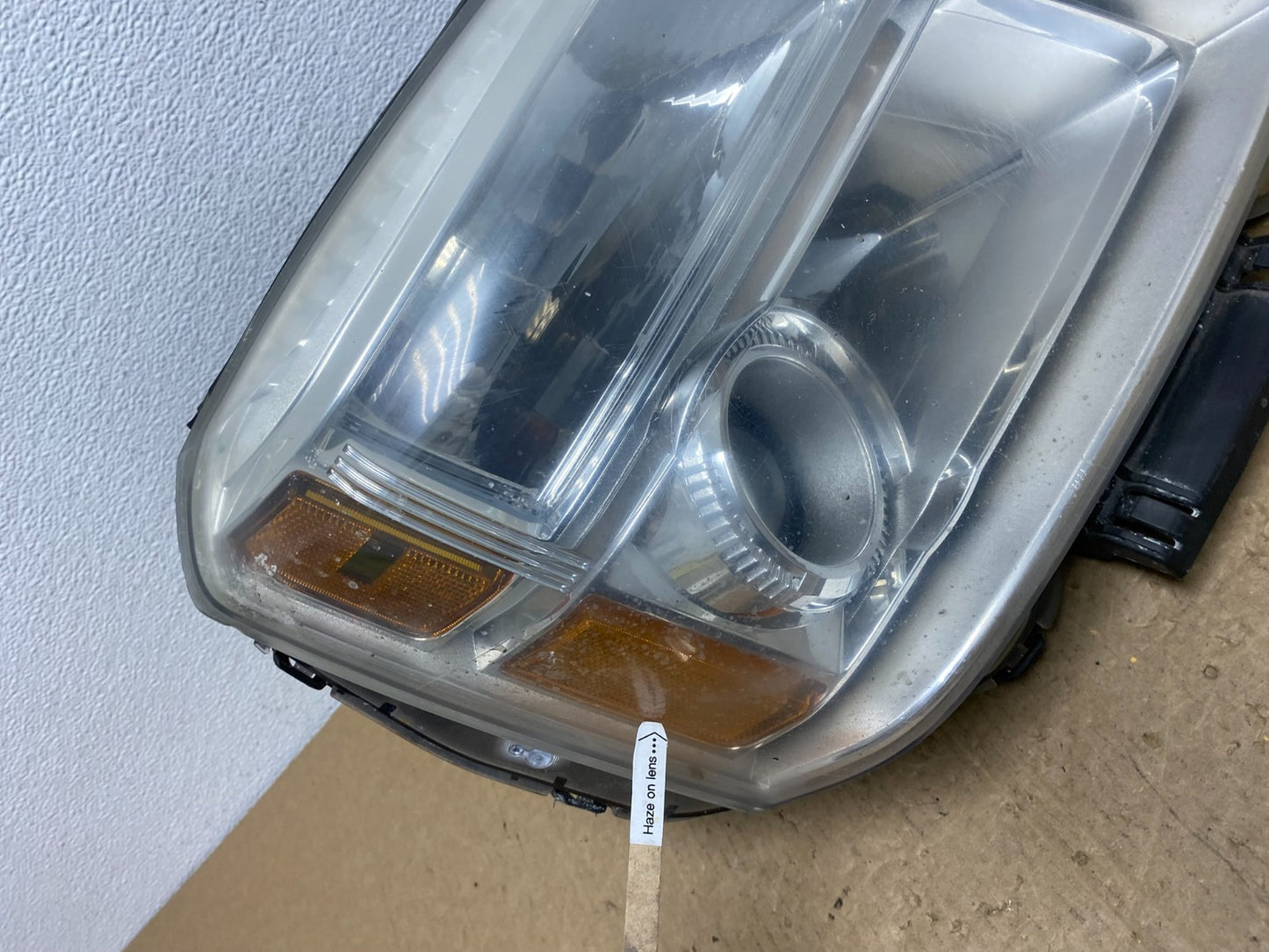 2010 to 2015 GMC Terrain Halogen Passenger Right Rh Side Headlight Oem AC1357 DW4