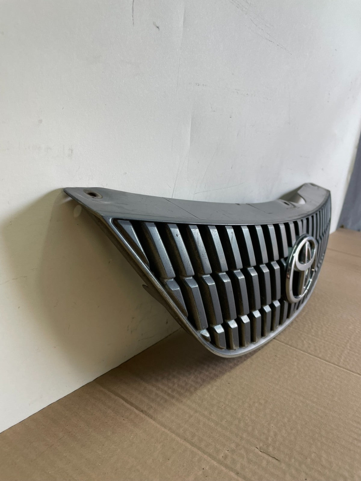2004 to 2007 Toyota Solara Front Upper Grill Grille AH6463 DG2