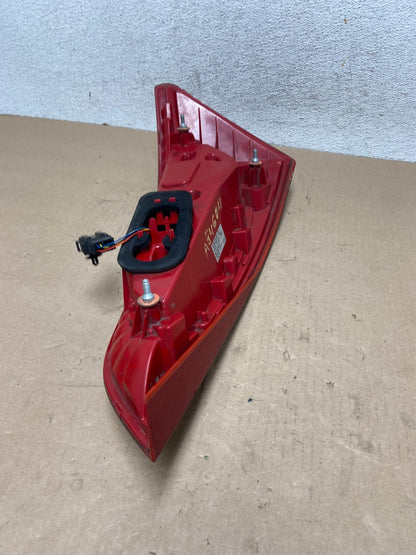 2009 to 2012 Audi Q5 Left Driver LH Side Tail light AG4604 LK5