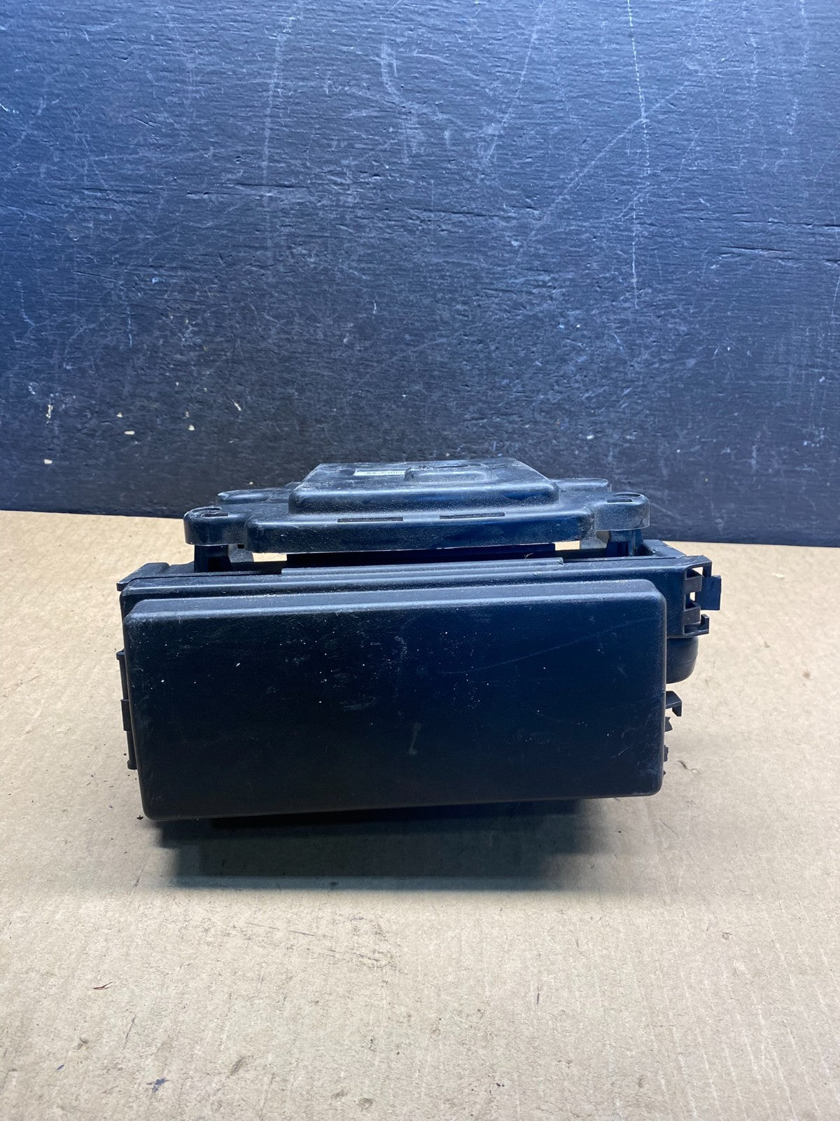 2006 Jeep Grand Cherokee Integrated Power Fuse Box 04692085ab AG7060 DG5