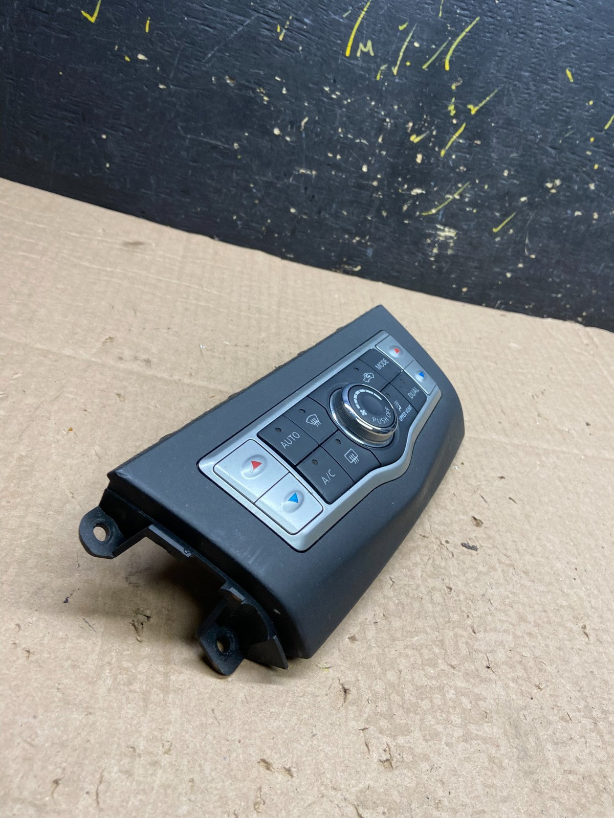 2009 - 2014 Nissan Murano AC Air Temperature Climate Control Panel Z0077 DG1