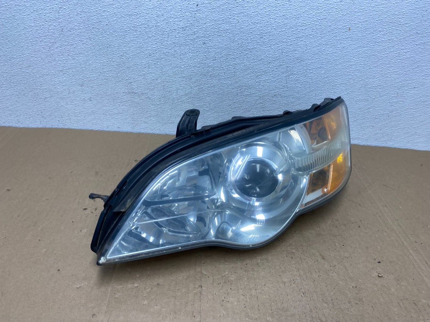 2006 to 2007 Subaru Legacy Left Driver LH Side Headlight AC5776 DW2