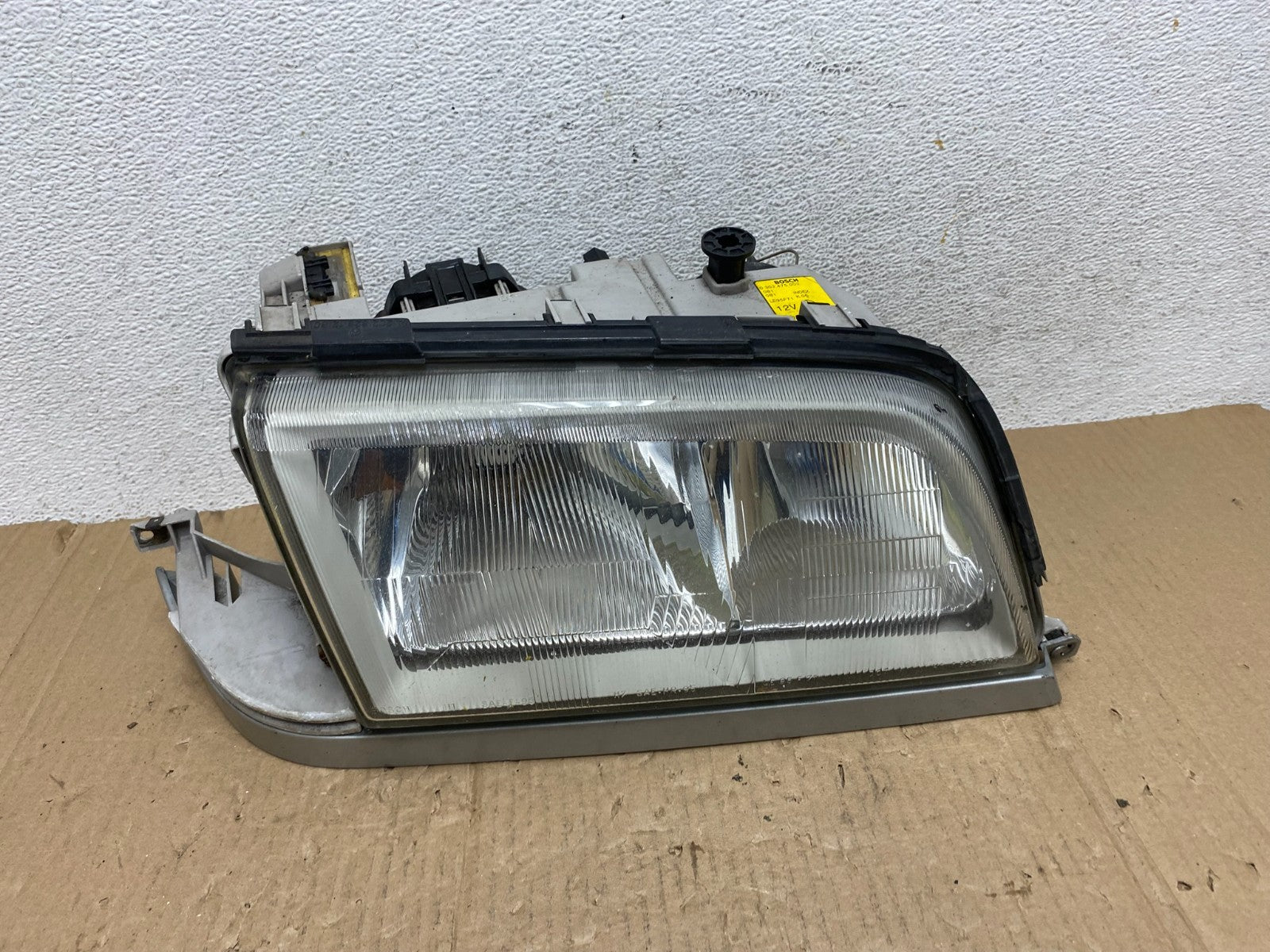 1997 - 2000 Mercedes C C230 W202 Front Right Passenger Headlight AE9039 DG0