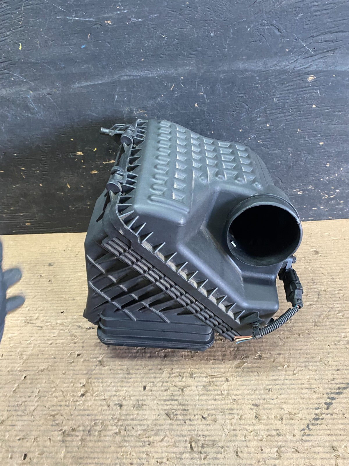 2014 2015 2016 Kia Cadenza 3.3L Air Filter Intake Housing S3555 DG2