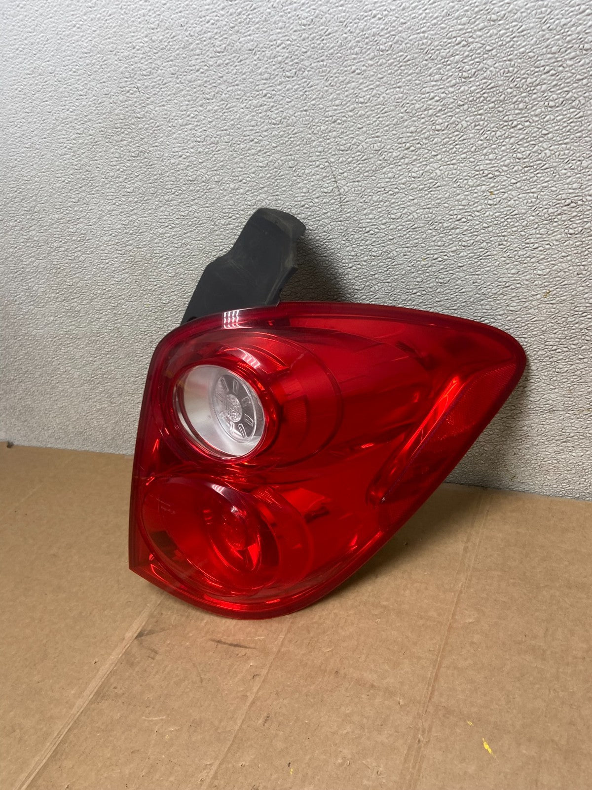 2010 to 2015 Chevrolet Equinox Right Passenger Rh Side Tail Light AA1167 DW1