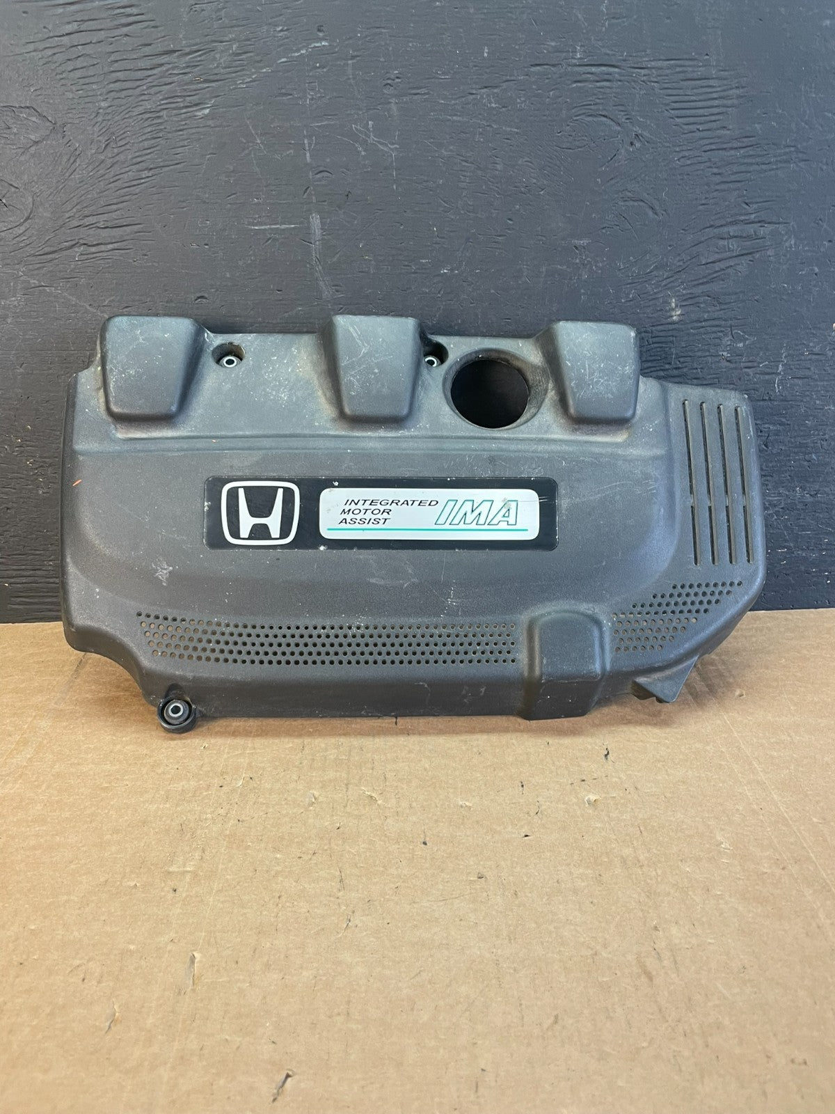 2000 to 2006 Honda Insight Engine Motor Top Cover Panel AE8367 DG0