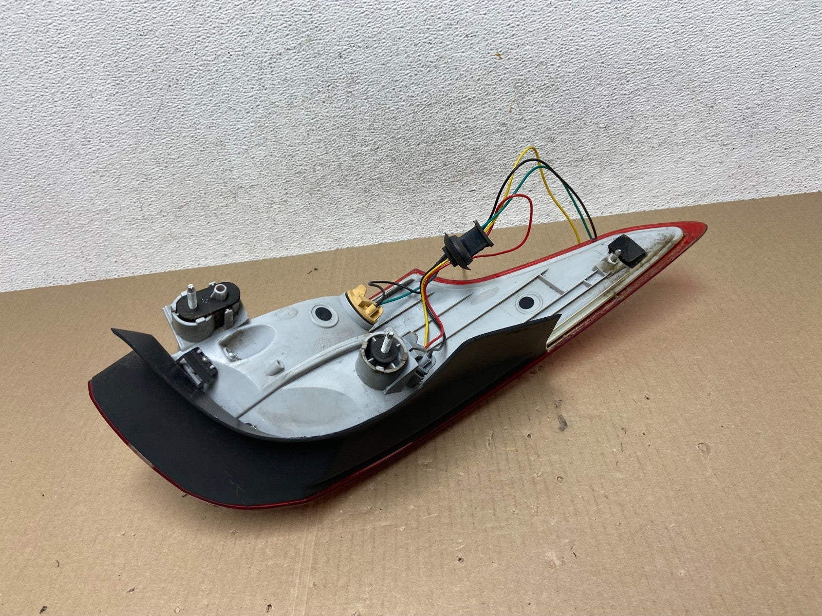 2015-2018 Ford Focus Sedan Halogen Tail Light Right Side Passenger AE6969 DW3
