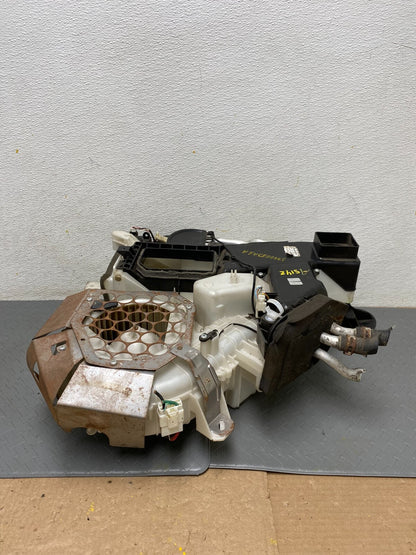 2014 to 2017 Nissan Quest Rear AC & Heater Assembly Blower OEM A51420