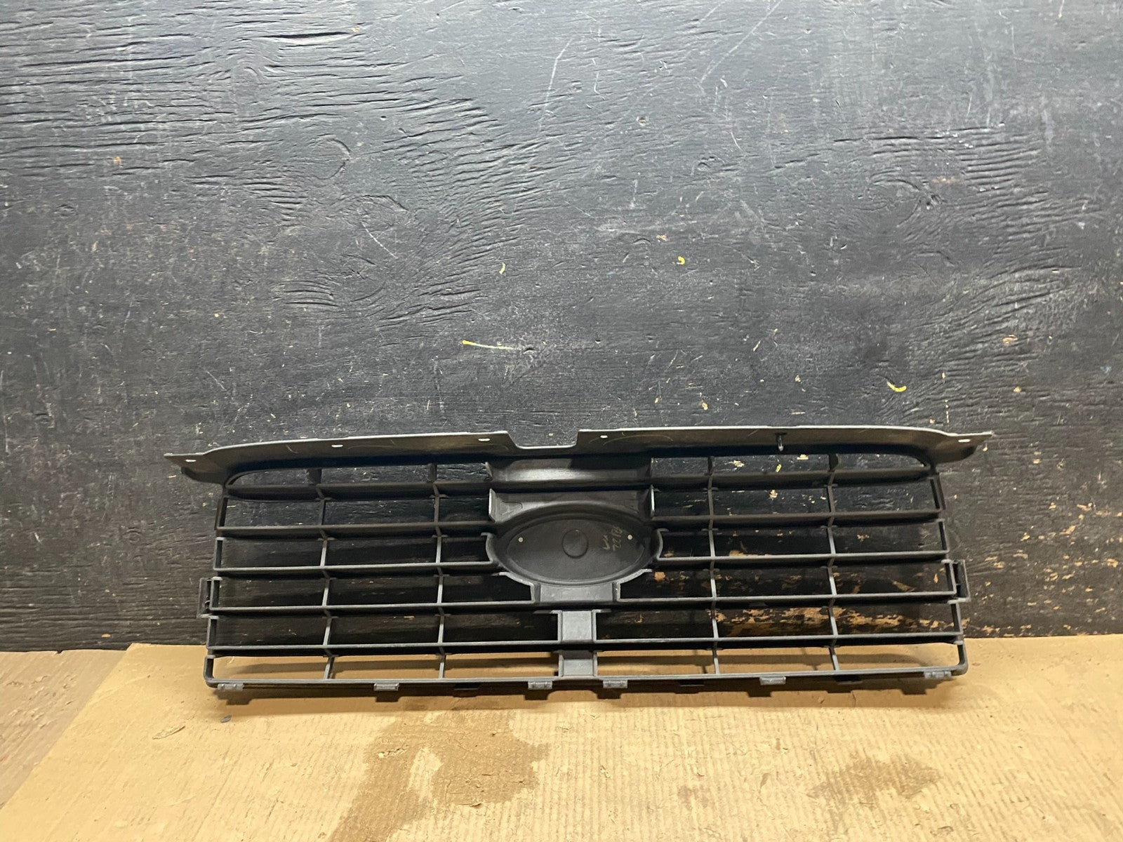 2006 to 2008 Subaru Forester Front Upper Grill Grille Oem X3218 DG7