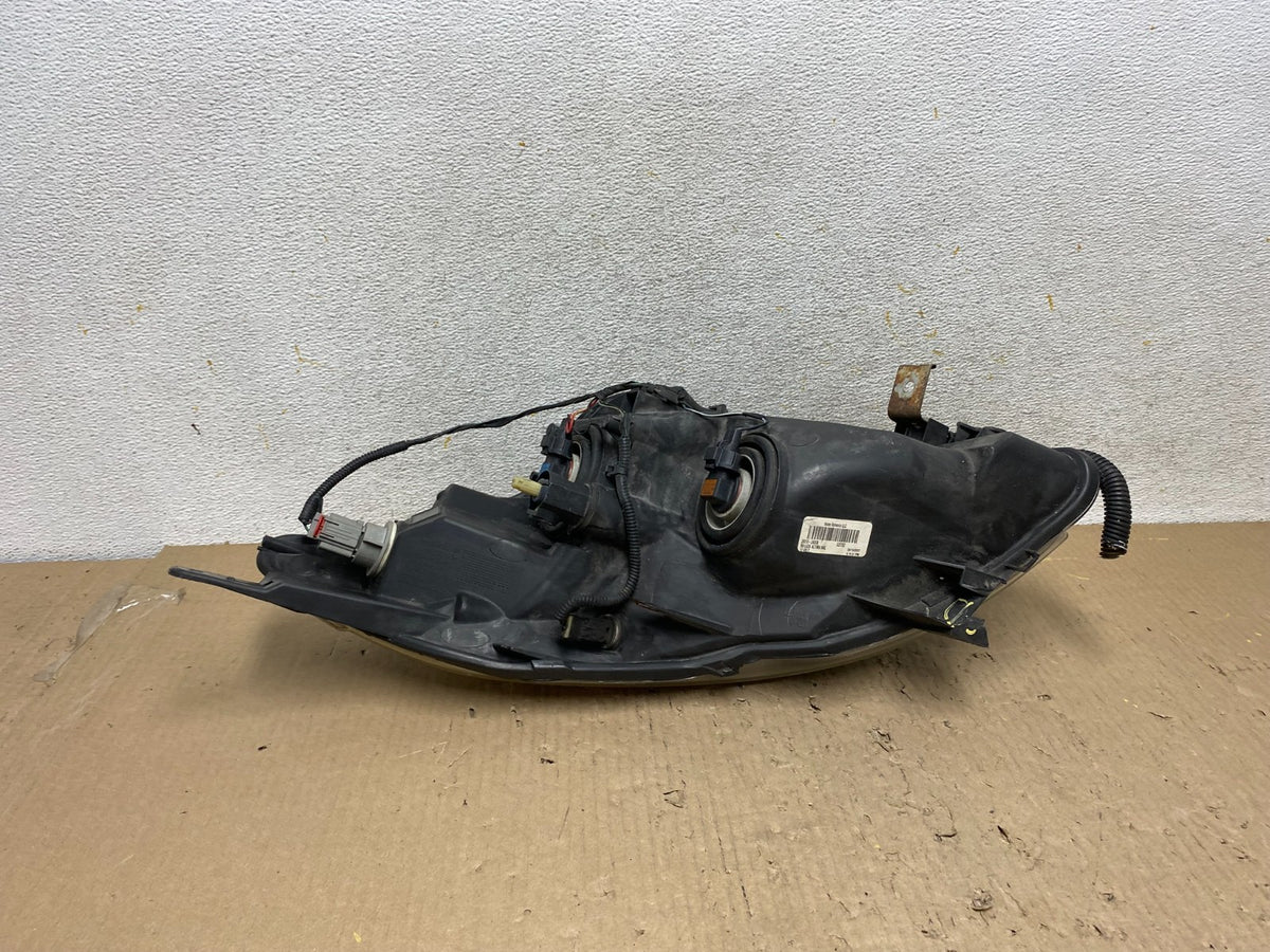 Sedan 2007 to 2009 Nissan Altima Right Passenger Halogen Headlight AH5997 DW7