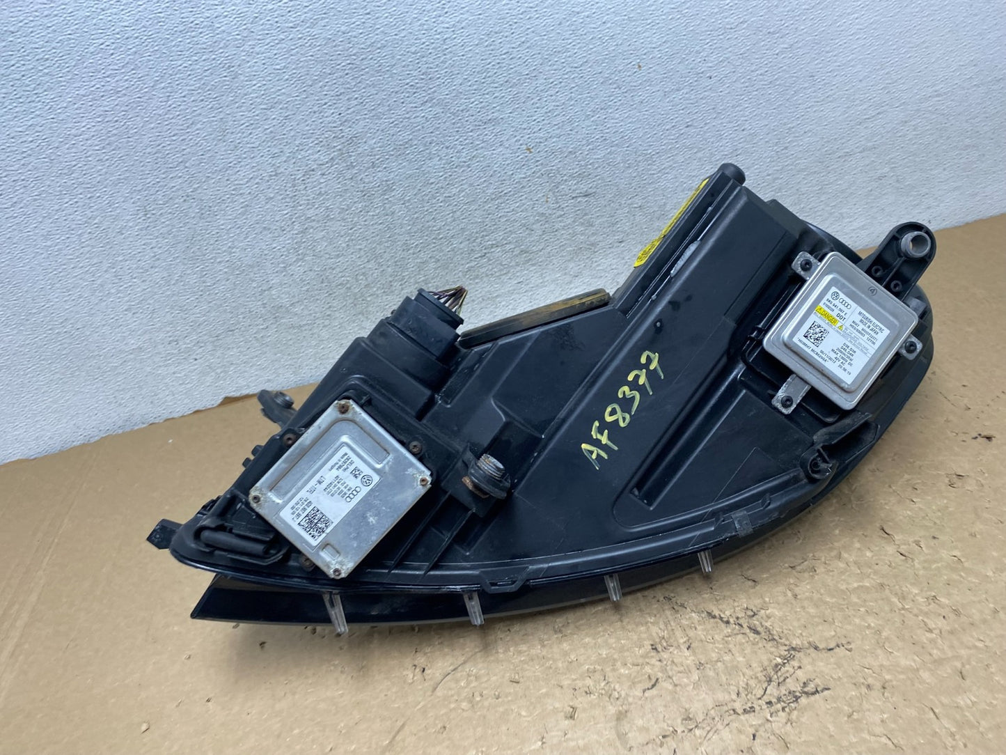 2013-2017 Volkswagen CC Right Passenger HID Headlight AFS Adaptive LED AF8377 DG7