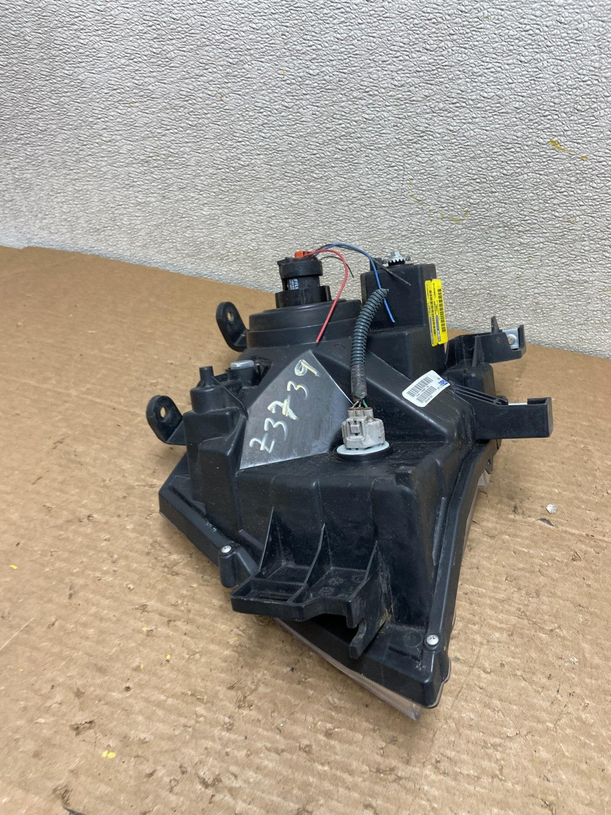 2005 - 2015 Nissan Xterra Right Passenger Side Headlight Z3739 PS7