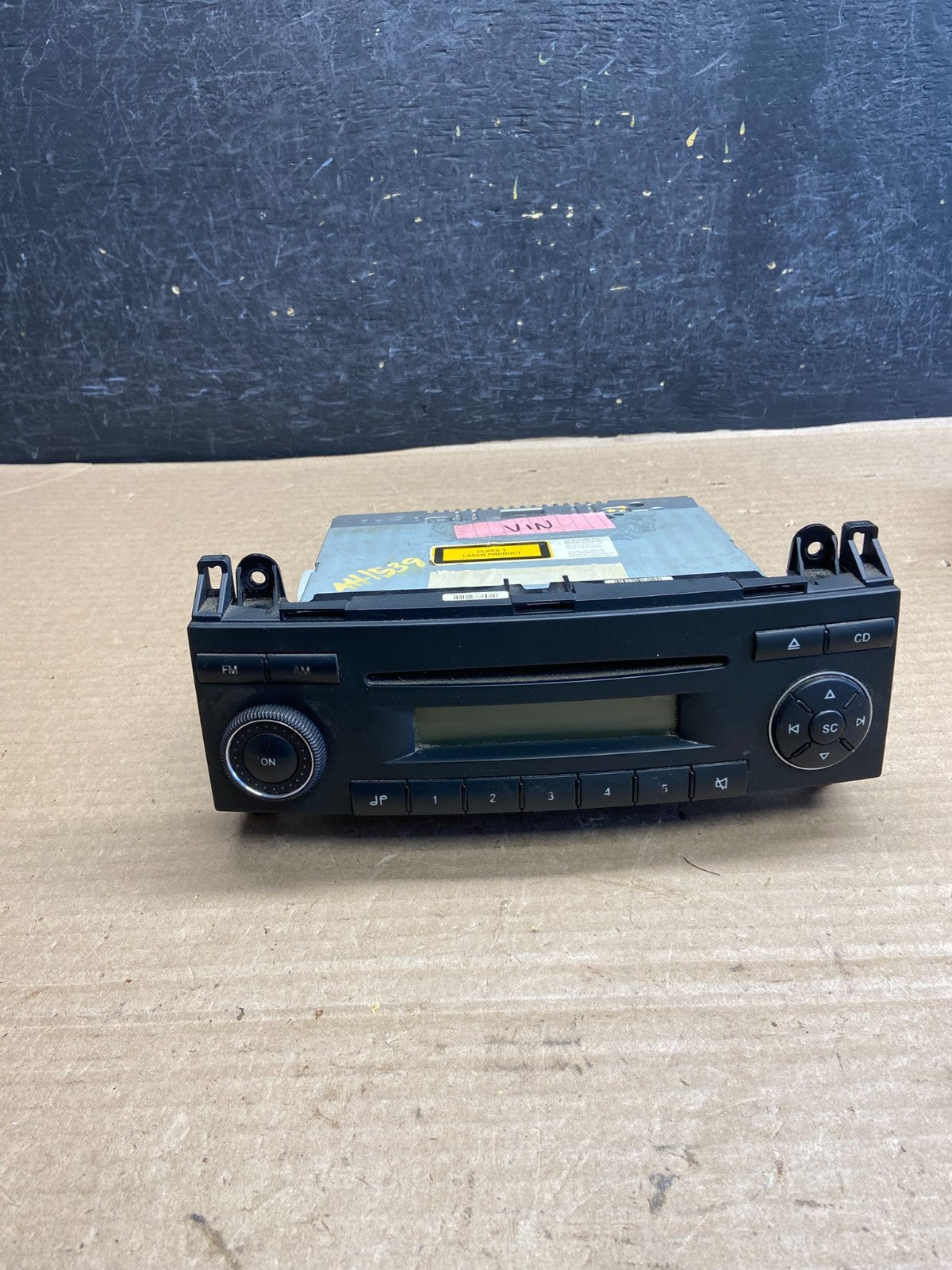 2007 2008 2009 Sprinter 2500 3500 AM FM Radio Single CD Disc Player AH1539 PS0