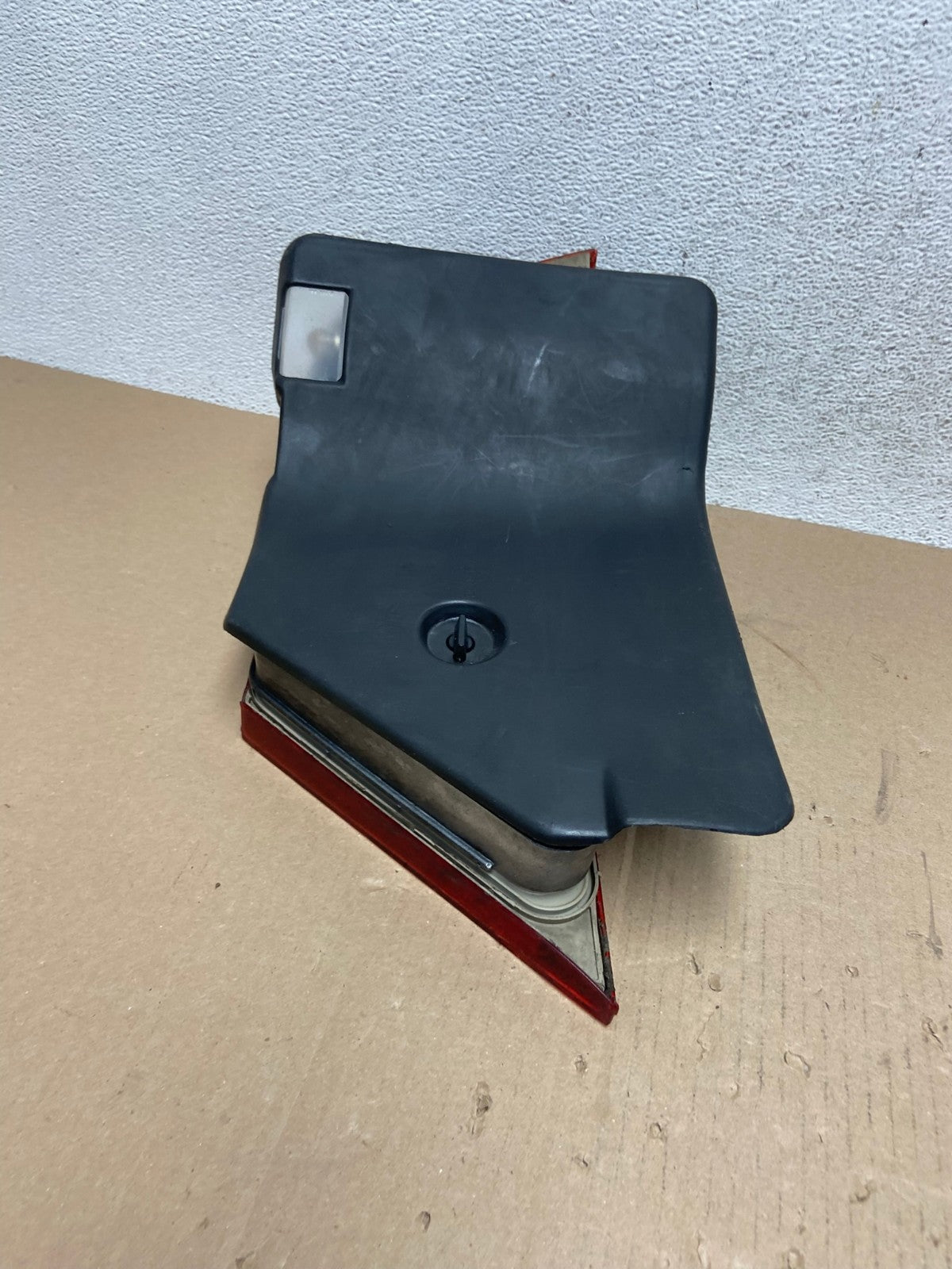1992-1994 Mercedes W140 S600SEL S600 Left Driver Lh Tail light AE7200 LK5
