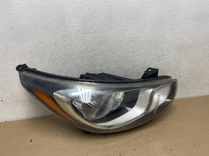 2013 to 2017 Hyundai Accent Right Passenger RH Side Headlight AI2166 DW0