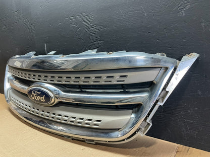 2010 2011 2012 Ford Taurus Front Upper Grill Grille Chrome OEM AB7627 DG2