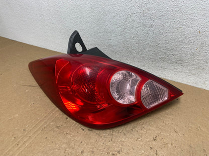 2007 - 2012 Nissan Versa Hatchback Left Driver Side Lh Tail Light AG1273 LK1
