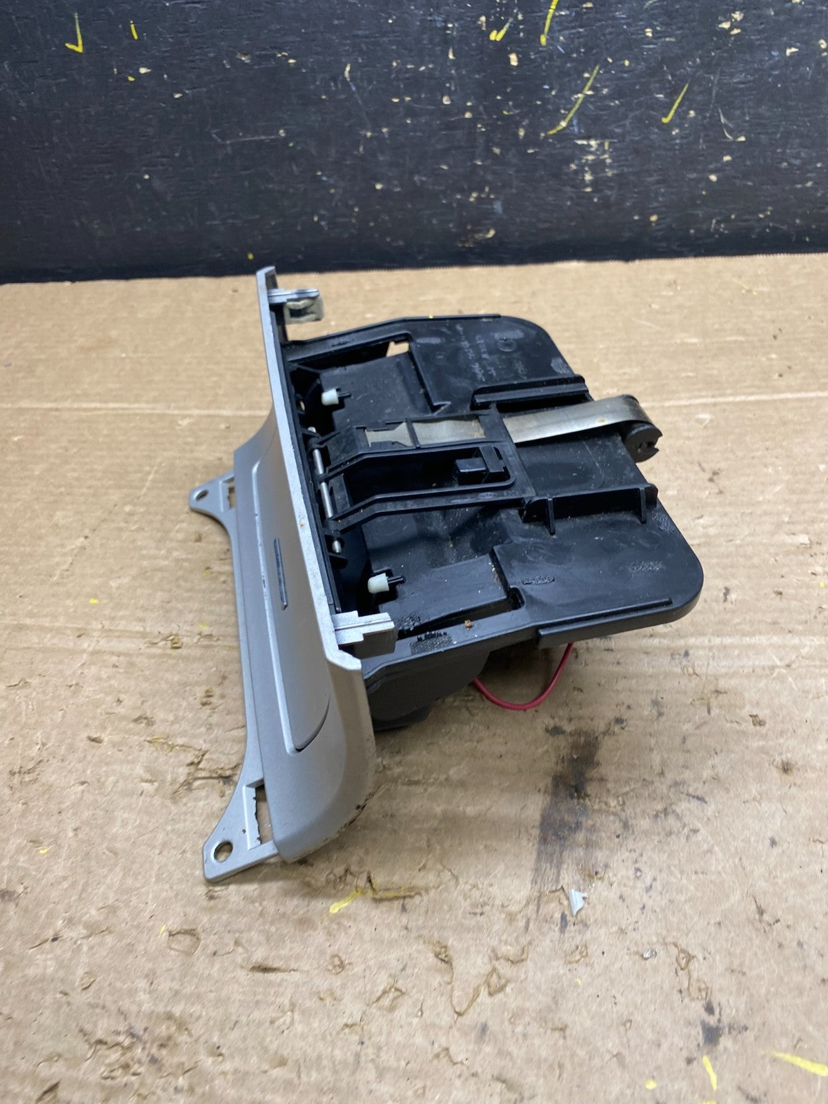 2007 to 2010 Lincoln MKX Center Console Dash Storage Compartment Cubby w9670 DG3