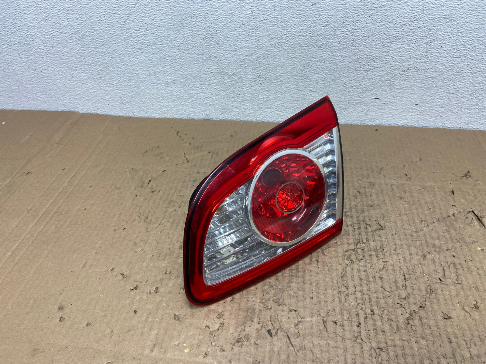 2010 2011 2012 Hyundai Santa Fe Right Passenger Tail Light Inner Oem AC5505 LK2