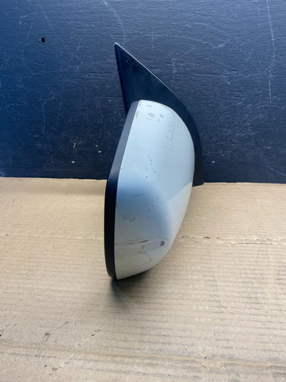 2011 to 2014 Kia Sedona Right Passenger RH Side Door Mirror AF3921 DW10