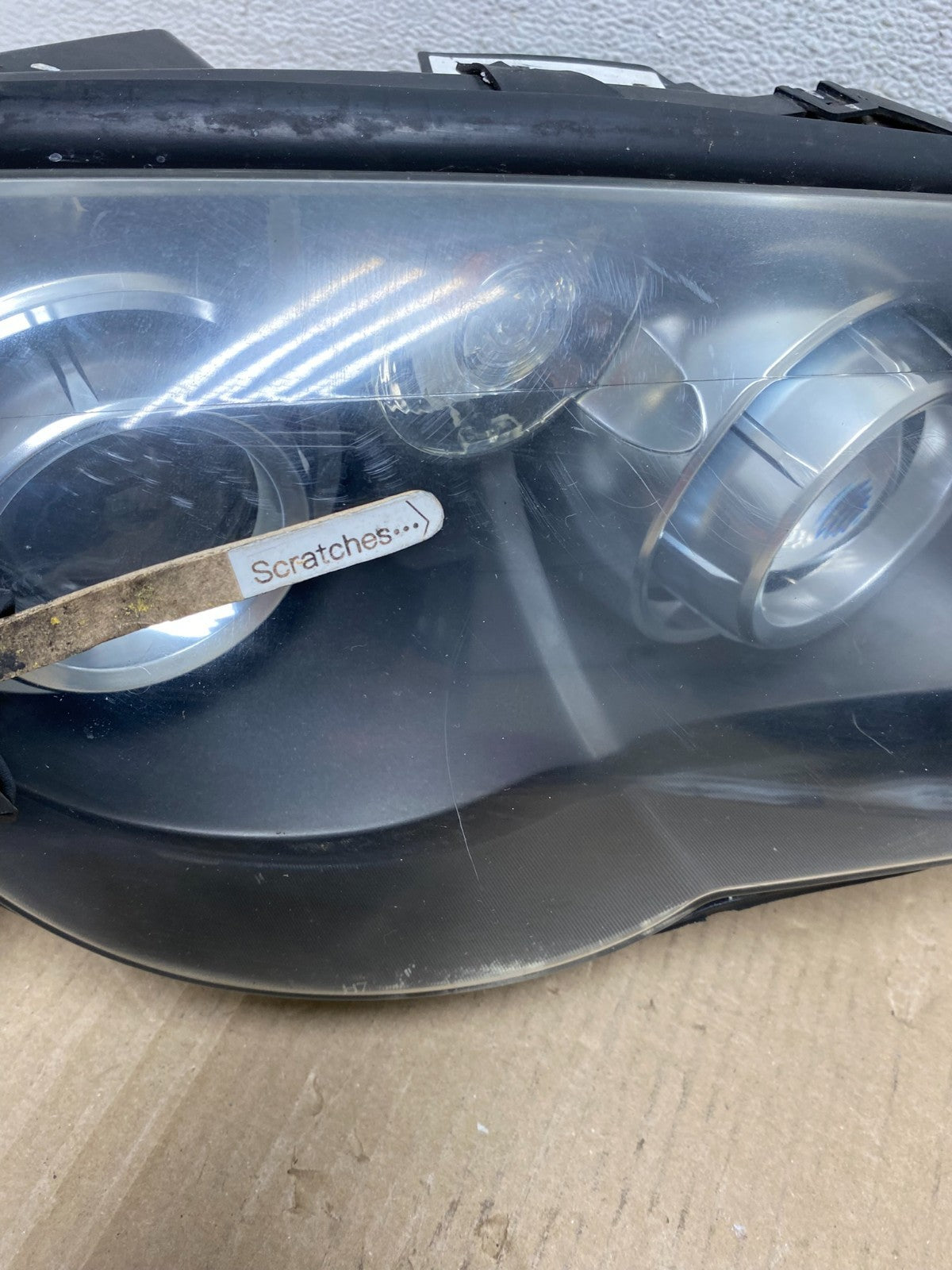 2004 to 20006 Chrysler Crossfire Right Passenger Side Headlight AF57873
