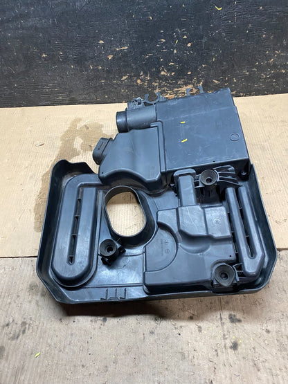2013 to 2020 Ford Fusion Engine Motor Cover Shield  Black X3183 DG7