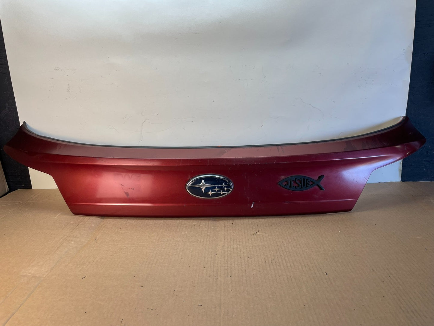 2012-2014 Subaru Outback Rear Liftgate Trunk Panel Trim Molding AG3165 DG0