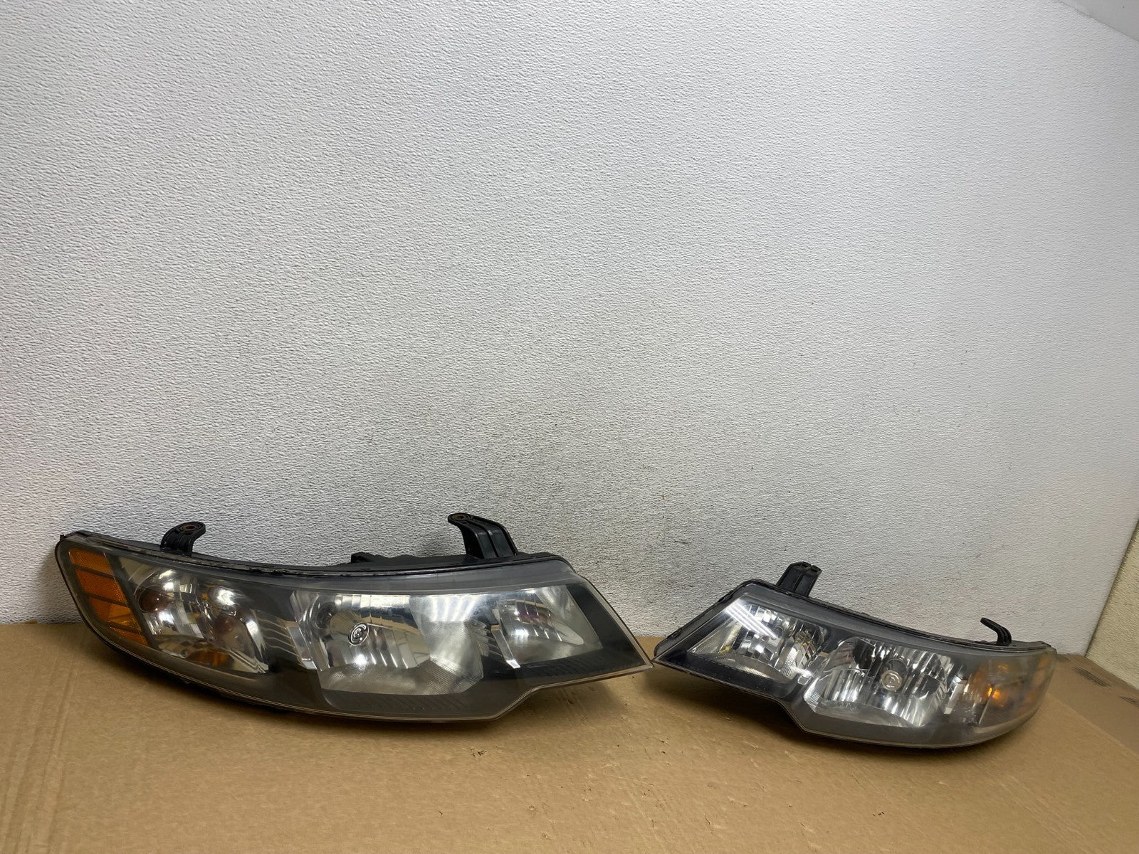2010 2011 2012 Kia Forte Left+Right Side Headlights Halogen AF7313 DW2