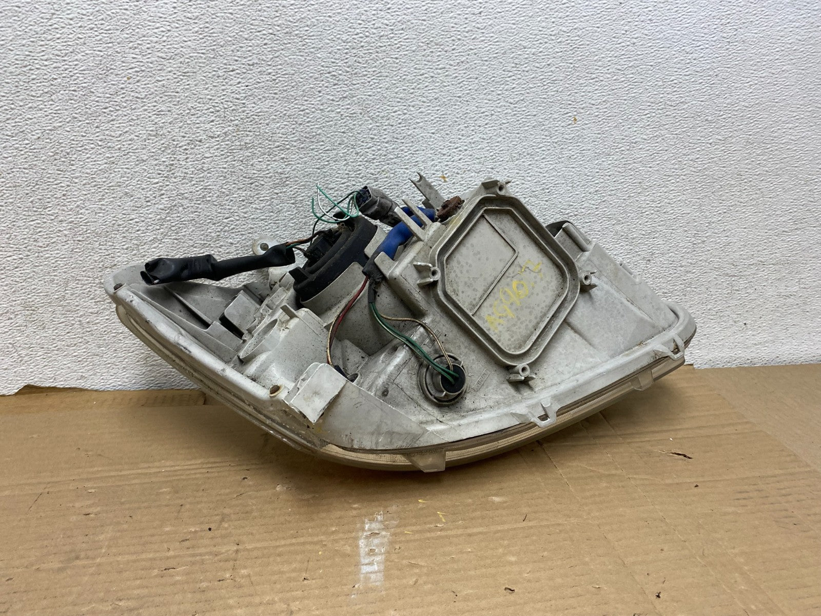 2007 2008 2009 Toyota Yaris Left Driver LH Halogen Headlight AG9017 DW8
