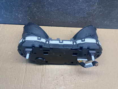 2017 to 2018 Kia Sedona Speedometer Cluster Gauge AG3778 DG4