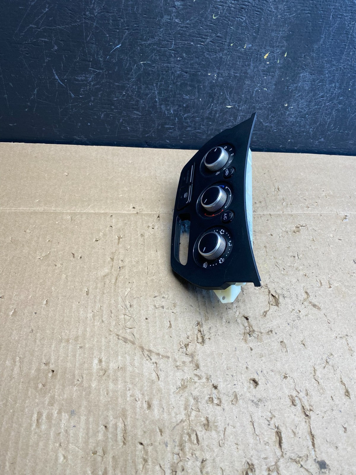 2013 2014 2015 Ford Escape Ac Heater Climate Control Temperature AC9116 DG2